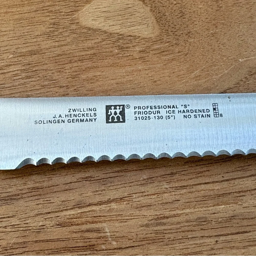 Vintage J.A. Henckels Zwilling serrated knife Professional S